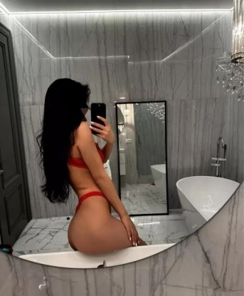 Алина