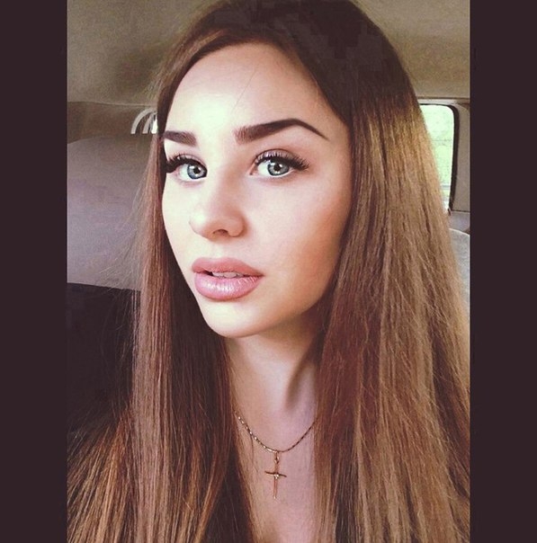 Аня